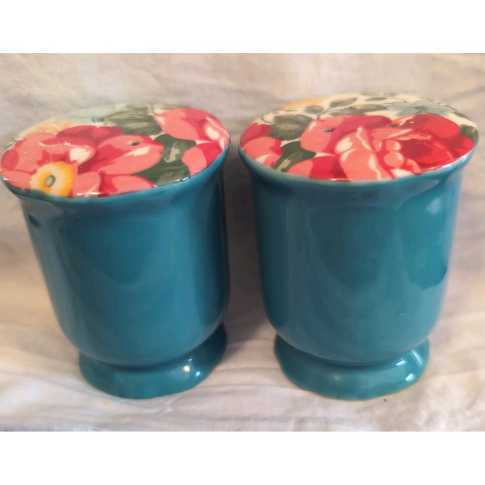 Pioneer Woman Salt and Pepper Shaker Set Farmhouse Floral White Red Teal